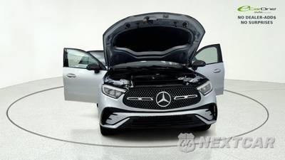 2025 Mercedes-Benz GLC 300 4MATIC - zdjęcie 10 z 50 - miniatura