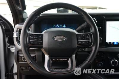 2025 Ford Super Duty F-350 Platinum Crew Cab Long Bed DRW - zdjęcie 6 z 27 - miniatura