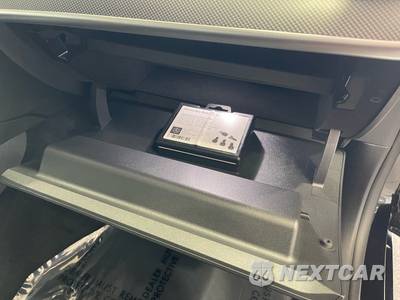 2024 Mercedes-Benz C 300 - zdjęcie 40 z 53 - miniatura