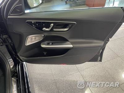 2024 Mercedes-Benz C 300 - zdjęcie 37 z 53 - miniatura
