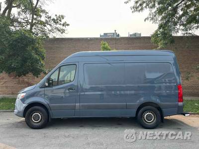2019 Mercedes-Benz Sprinter 2500 Crew Van High Roof 144.0" WB - zdjęcie 3 z 19 - miniatura
