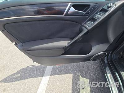2014 Volkswagen GTI Wolfsburg Edition - zdjęcie 9 z 25 - miniatura