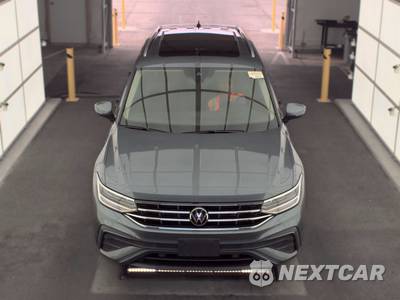 2023 Volkswagen Tiguan SE - zdjęcie 2 z 22 - miniatura
