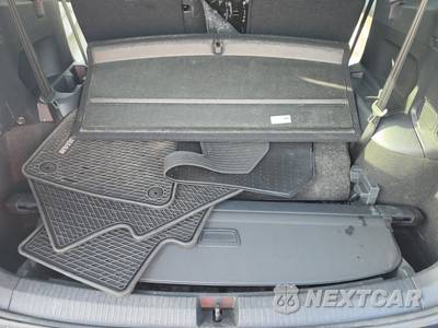 2022 Volkswagen Tiguan SE R-Line Black - zdjęcie 17 z 27 - miniatura