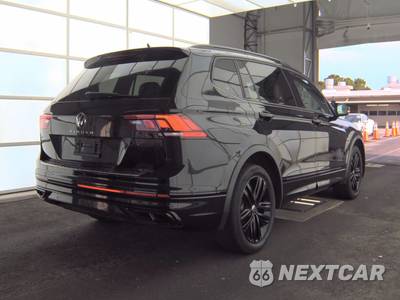 2022 Volkswagen Tiguan SE R-Line Black - zdjęcie 4 z 27 - miniatura