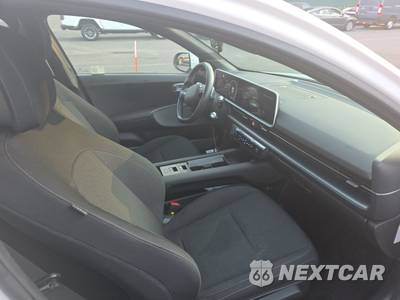 2024 Hyundai IONIQ 6 SE - zdjęcie 8 z 32 - miniatura