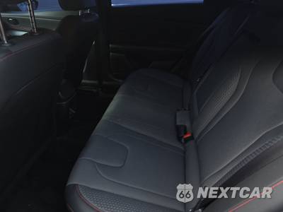 2024 Hyundai Elantra N Line - zdjęcie 13 z 27 - miniatura