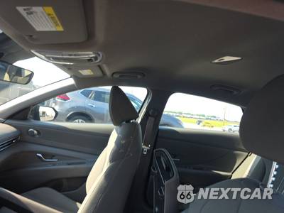 2025 Hyundai Elantra SEL Sport - zdjęcie 17 z 29 - miniatura