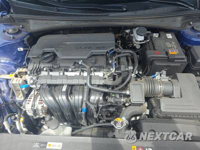 2026 Hyundai Elantra Limited - zdjęcie 15 z 36 - miniatura