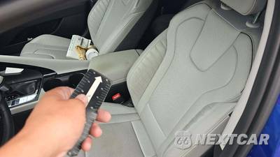 2026 Hyundai Elantra Limited - zdjęcie 21 z 36 - miniatura