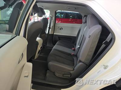 2024 Hyundai IONIQ 5 SE - zdjęcie 13 z 23 - miniatura
