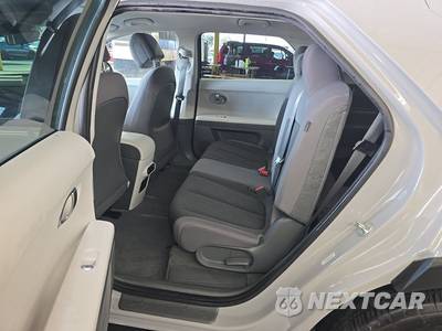 2024 Hyundai IONIQ 5 SE - zdjęcie 13 z 29 - miniatura