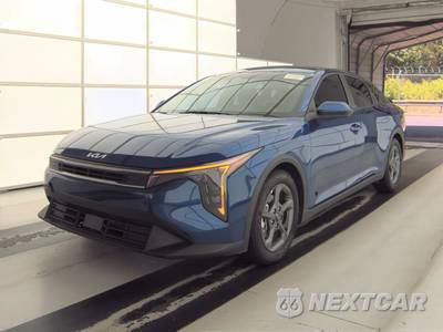 2025 Kia K4 LXS - zdjęcie 1 z 25 - miniatura