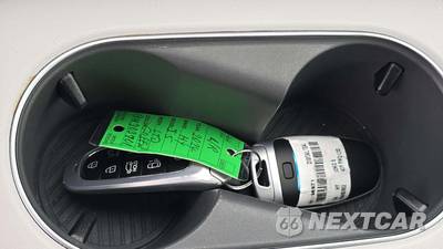 2024 Hyundai IONIQ 5 Limited - zdjęcie 22 z 25 - miniatura