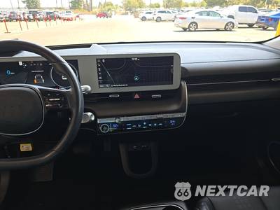 2024 Hyundai IONIQ 5 Limited - zdjęcie 11 z 18 - miniatura
