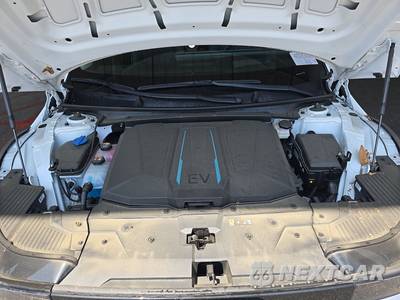 2024 Hyundai IONIQ 5 Limited - zdjęcie 15 z 18 - miniatura
