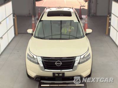 2023 Nissan Pathfinder SL - zdjęcie 2 z 26 - miniatura