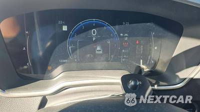 2023 Toyota Corolla Cross XLE - zdjęcie 24 z 32 - miniatura