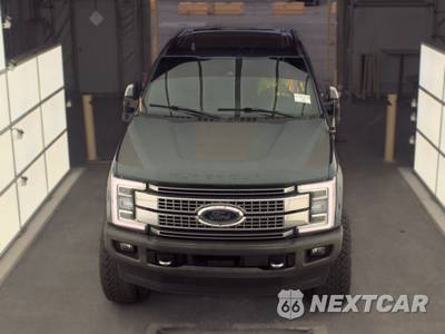 2019 Ford Super Duty F-350 Platinum Crew Cab Medium Bed - zdjęcie 2 z 53 - miniatura