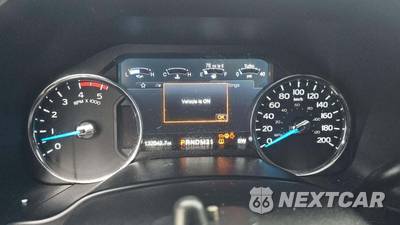 2019 Ford Super Duty F-350 Platinum Crew Cab Medium Bed - zdjęcie 24 z 53 - miniatura