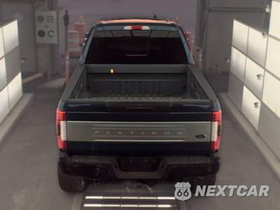 2019 Ford Super Duty F-350 Platinum Crew Cab Medium Bed - zdjęcie 6 z 53 - miniatura