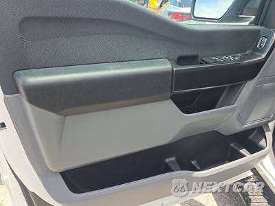 2025 Ford F-150 XL Extended Cab Medium Bed w/Rear Doors - zdjęcie 9 z 21 - miniatura