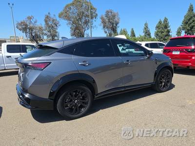 2023 Nissan Ariya ENGAGE e-4ORCE - zdjęcie 4 z 37 - miniatura