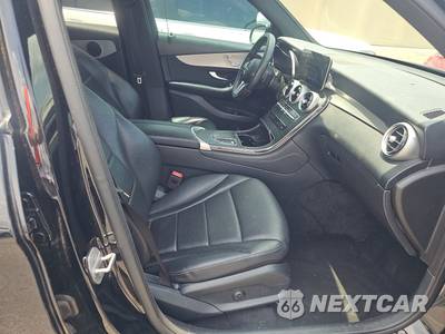 2021 Mercedes-Benz GLC 300 4MATIC - zdjęcie 8 z 25 - miniatura