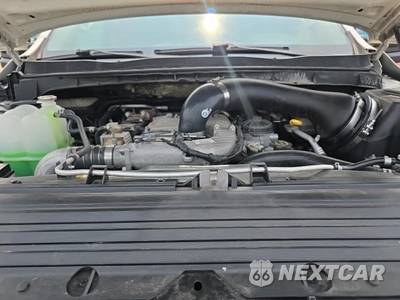 2018 Nissan TITAN XD PRO-4X Crew Cab Medium Bed - zdjęcie 12 z 15 - miniatura