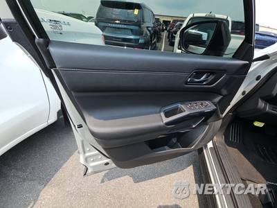 2024 Nissan Pathfinder S - zdjęcie 15 z 30 - miniatura