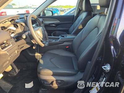 2024 Toyota Grand Highlander Limited - zdjęcie 7 z 28 - miniatura