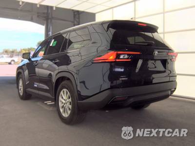 2024 Toyota Grand Highlander Limited - zdjęcie 6 z 28 - miniatura