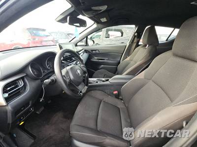 2019 Toyota C-HR XLE - zdjęcie 7 z 27 - miniatura