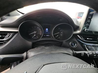 2019 Toyota C-HR XLE - zdjęcie 12 z 27 - miniatura