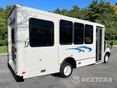 2018 Ford Transit 350 HD Cutaway 10360 GVWR DRW - zdjęcie 10 z 51 - miniatura