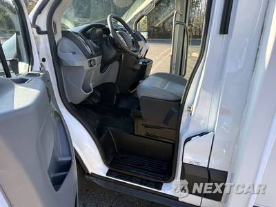 2018 Ford Transit 350 HD Cutaway 10360 GVWR DRW - zdjęcie 18 z 51 - miniatura