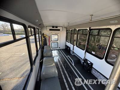 2018 Ford Transit 350 HD Cutaway 10360 GVWR DRW - zdjęcie 26 z 51 - miniatura