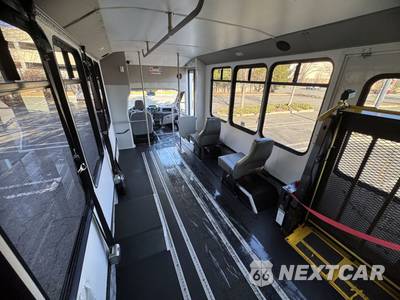 2018 Ford Transit 350 HD Cutaway 10360 GVWR DRW - zdjęcie 27 z 51 - miniatura