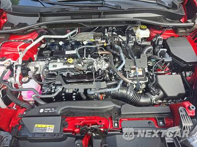 2024 Toyota Corolla Cross Hybrid XSE - zdjęcie 15 z 19 - miniatura