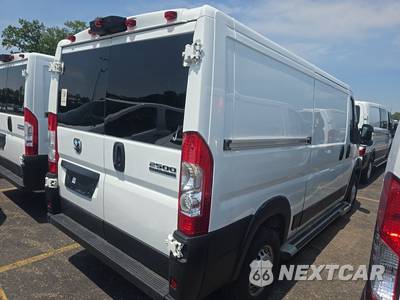 2025 Ram ProMaster 2500 Cargo Van Tradesman w/Passenger Seat Low Roof 136.0" WB - zdjęcie 4 z 34 - miniatura
