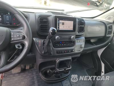 2025 Ram ProMaster 2500 Cargo Van Tradesman w/Passenger Seat Low Roof 136.0" WB - zdjęcie 11 z 20 - miniatura