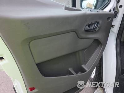 2025 Ford Transit 250 Cargo Van Low Roof 130.0" WB - zdjęcie 9 z 38 - miniatura