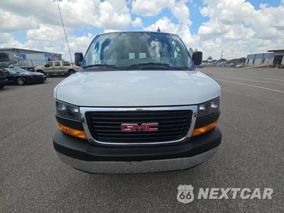 2025 GMC Savana 2500 Cargo Van 1WT 135.0" WB - zdjęcie 2 z 29 - miniatura