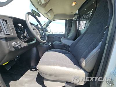 2025 Chevrolet Express 2500 Cargo Van 1WT 135.0" WB - zdjęcie 7 z 24 - miniatura