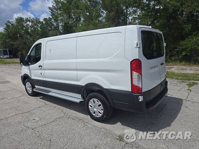 2025 Ford Transit 250 Cargo Van Low Roof 130.0" WB - zdjęcie 6 z 27 - miniatura