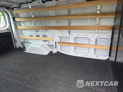 2025 Ford Transit 250 Cargo Van Low Roof 130.0" WB - zdjęcie 13 z 22 - miniatura