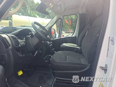 2025 Ram ProMaster 2500 Cargo Van Tradesman w/Passenger Seat Low Roof 136.0" WB - zdjęcie 7 z 27 - miniatura