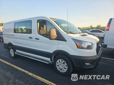2025 Ford Transit 250 Cargo Van Low Roof 130.0" WB - zdjęcie 3 z 22 - miniatura