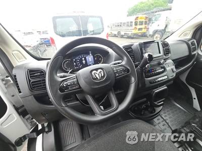 2025 Ram ProMaster 2500 Cargo Van Tradesman w/Passenger Seat Low Roof 136.0" WB - zdjęcie 10 z 27 - miniatura