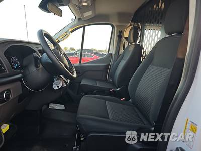 2025 Ford Transit 250 Cargo Van Low Roof 130.0" WB - zdjęcie 7 z 28 - miniatura